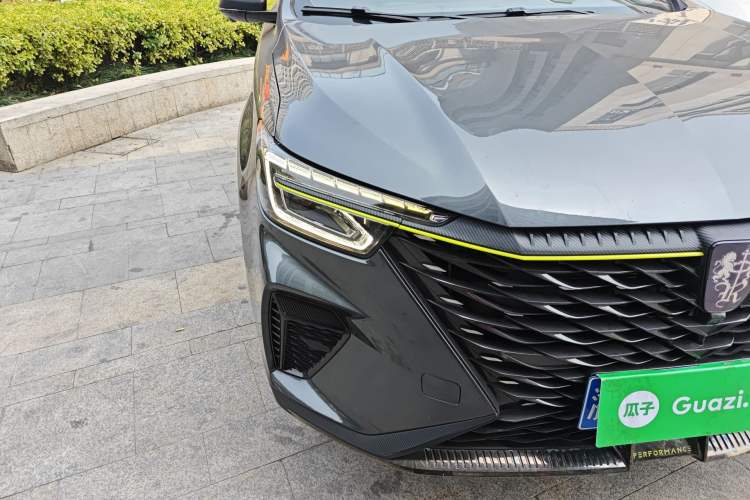 Used Roewe RX5 2021 PLUS 330TGI Automatic National Trend Intelligent Deluxe Edition Right Front Headlight