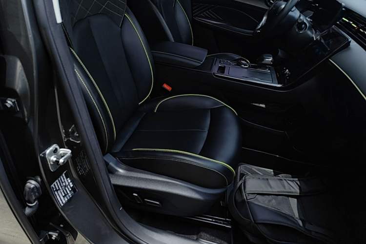 Used Roewe RX5 2021 PLUS 330TGI Automatic National Style Smart Luxury Edition Right Front Seat