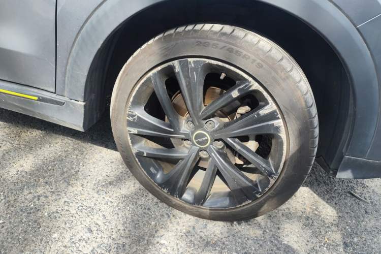 Used Roewe RX5 2021 PLUS 300TGI Automatic Ali National Trend Flagship Ronglin Edition Right Front Wheel Hub