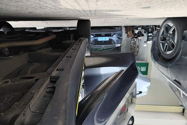 Used Roewe RX5 2021 PLUS 330TGI Automatic National Style Smart Luxury Edition Right Side Sill