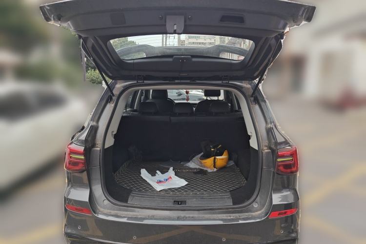 Used Roewe RX5 2021 PLUS 330TGI Automatic National Style Smart Enjoyment Edition Trunk