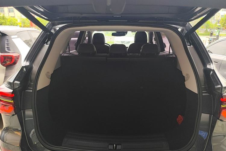 Used Roewe RX5 2021 PLUS 330TGI Automatic National Style Smart Luxury Edition Trunk