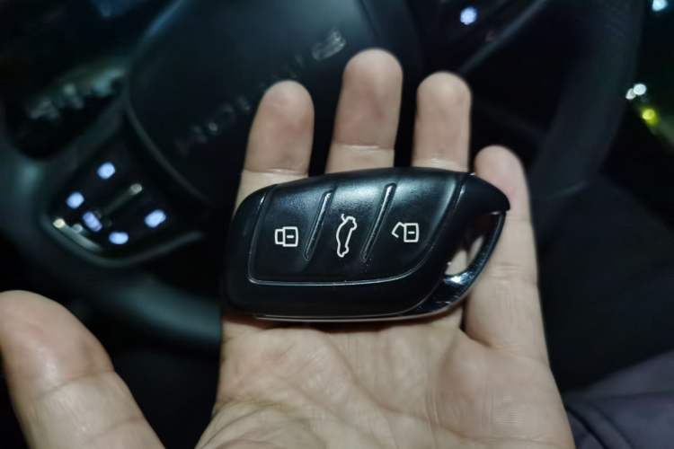 Used Roewe RX5 2021 PLUS 330TGI Automatic National Style Smart Enjoyment Edition Vehicle Key