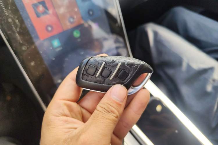 Used Roewe RX5 2021 PLUS 300TGI Automatic Ali National Trend Flagship Ronglin Edition Vehicle Key