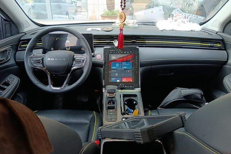 Used Roewe RX5 2021 PLUS 330TGI Automatic National Trend Intelligent Deluxe Edition Center Console