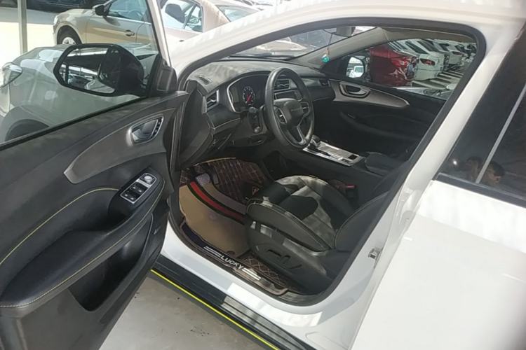 Used Roewe RX5 2021 PLUS 300TGI Automatic Ali National Trend Luxury Ronglin Edition Driver Seat