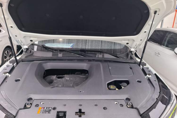 Used Roewe RX5 2021 PLUS 330TGI Automatic National Style Smart Enjoyment Edition Engine Bay