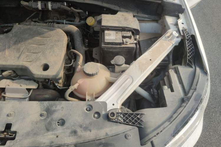 Used Roewe RX5 2021 PLUS 330TGI Automatic National Style Smart Enjoyment Edition Engine Bay Left