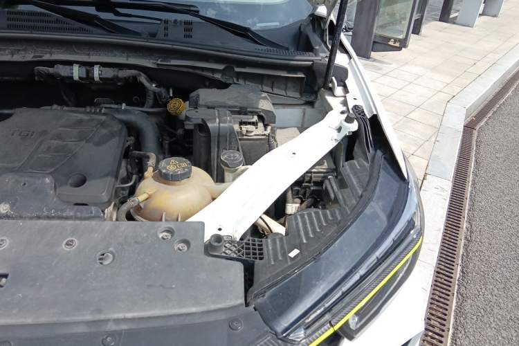 Used Roewe RX5 2021 PLUS 330TGI Automatic National Trend Intelligent Deluxe Edition Engine Bay Left