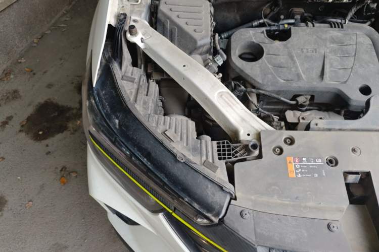 Used Roewe RX5 2021 PLUS 330TGI Automatic National Style Smart Enjoyment Edition Engine Bay Right