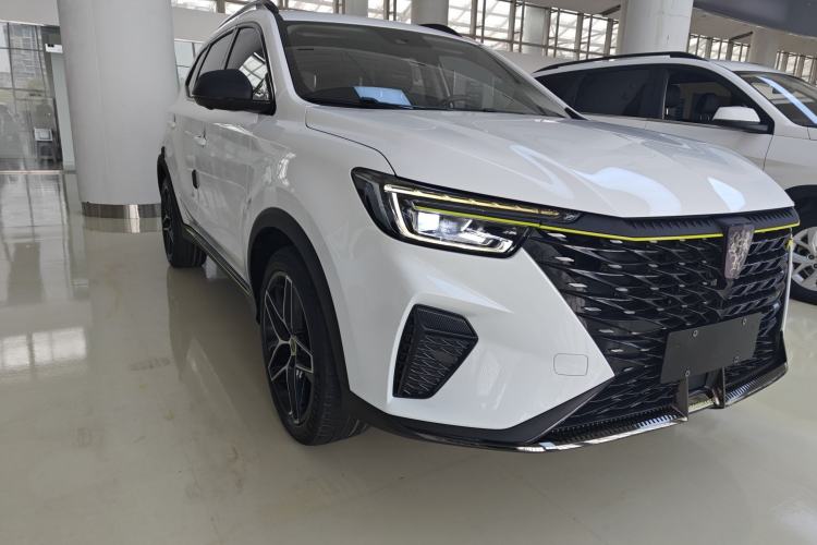 Used Roewe RX5 2021 PLUS 330TGI Automatic National Trend Intelligent Deluxe Edition Front Right 45 Deg