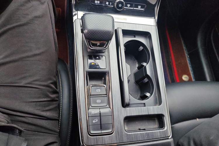 Used Roewe RX5 2021 PLUS 330TGI Automatic National Style Smart Enjoyment Edition Gear Lever