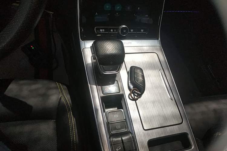 Used Roewe RX5 2021 PLUS 300TGI Automatic Ali National Trend Luxury Ronglin Edition Gear Lever