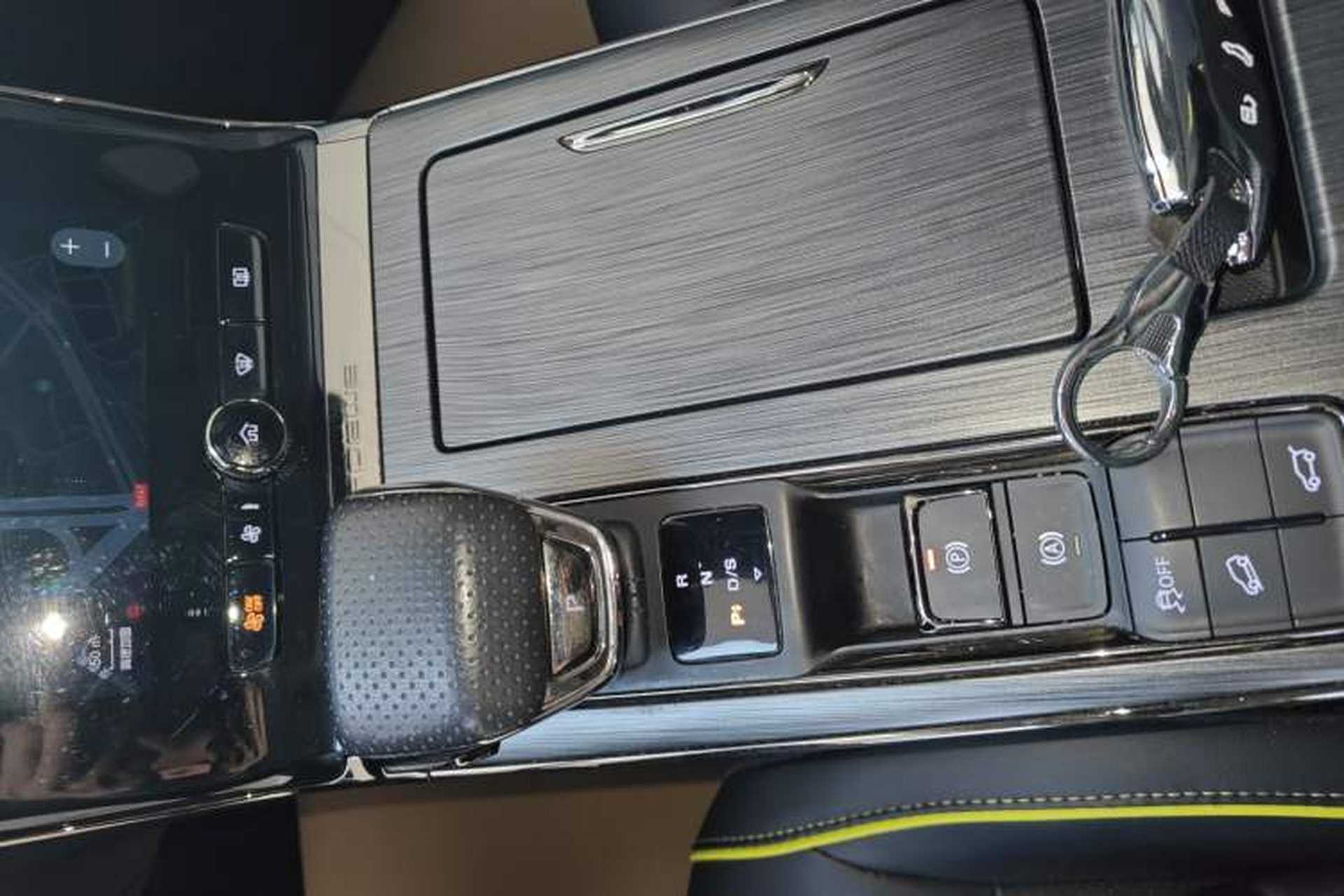 Used Roewe RX5 2021 PLUS 330TGI Automatic National Trend Intelligent Deluxe Edition Gear Lever