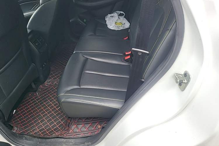 Used Roewe RX5 2021 PLUS 330TGI Automatic National Style Smart Enjoyment Edition Left Rear Seat
