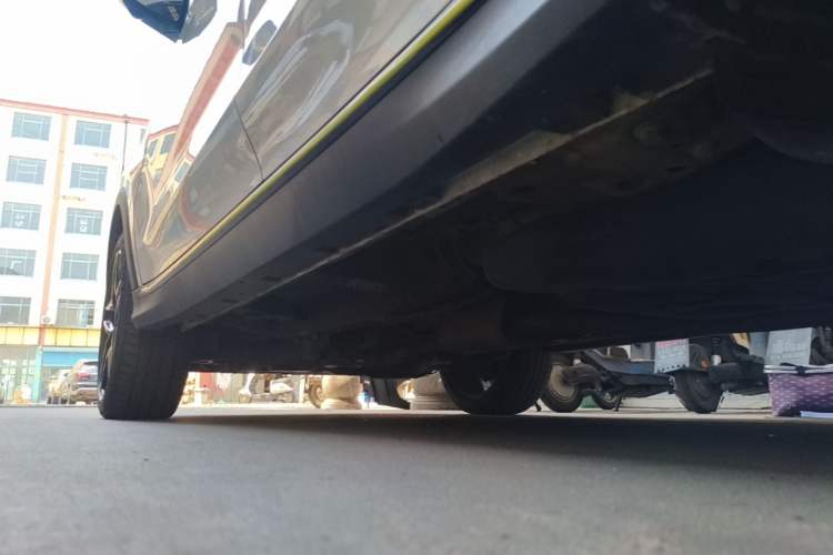 Used Roewe RX5 2021 PLUS 330TGI Automatic National Trend Intelligent Deluxe Edition Left Side Sill