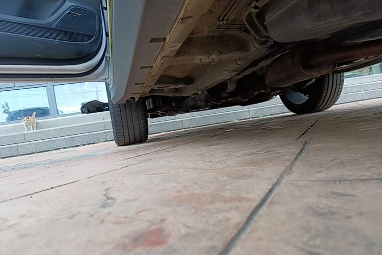 Used Roewe RX5 2021 PLUS 330TGI Automatic National Trend Intelligent Deluxe Edition Left Side Sill