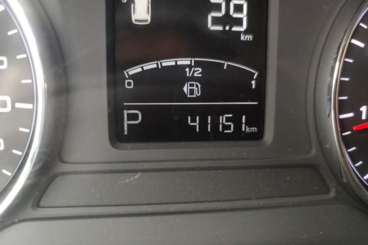Used Roewe RX5 2021 PLUS 330TGI Automatic National Style Smart Enjoyment Edition Odometer Close Up
