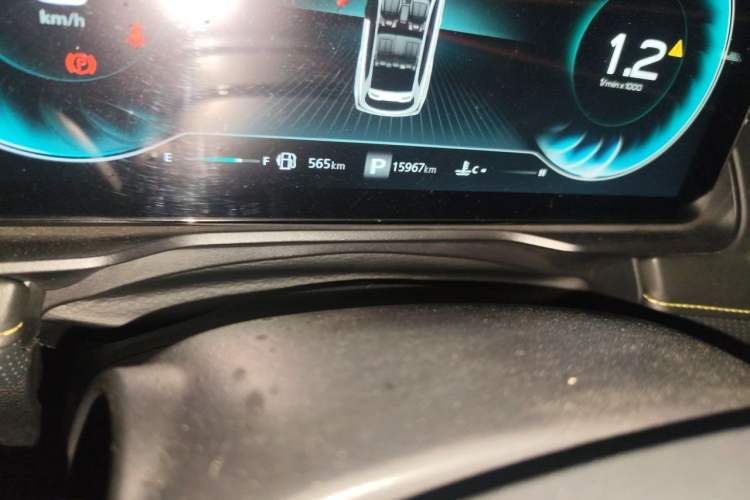 Used Roewe RX5 2021 PLUS 330TGI Automatic National Style Smart Enjoyment Edition Odometer Close Up