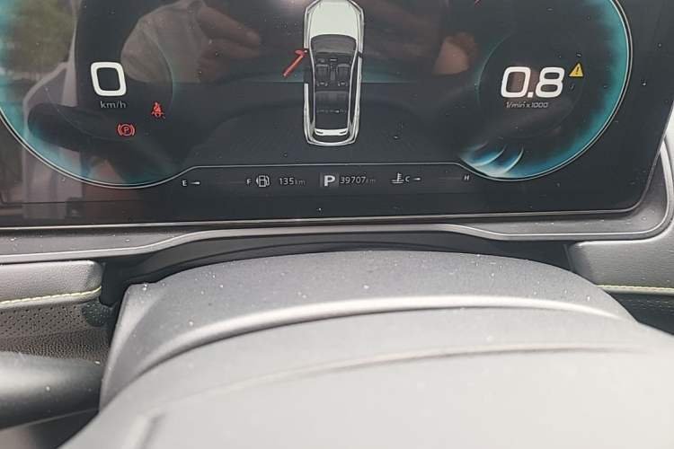Used Roewe RX5 2021 PLUS 330TGI Automatic National Style Smart Enjoyment Edition Odometer Close Up