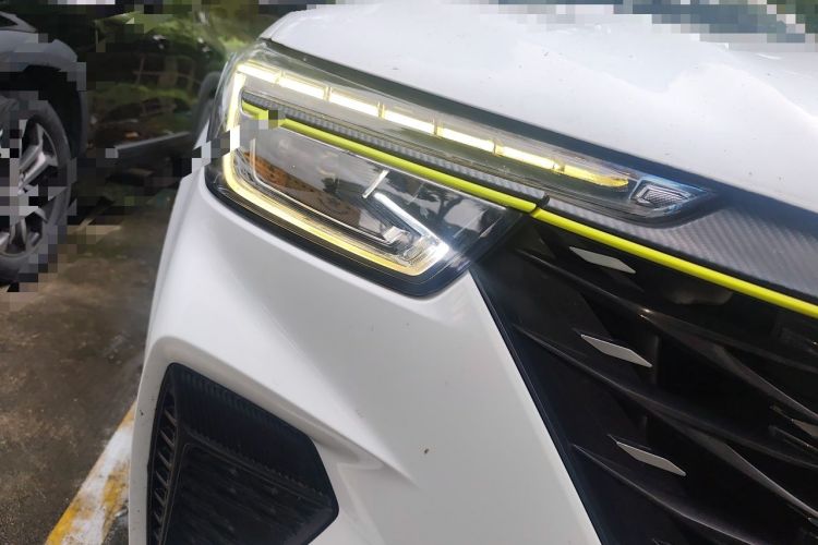 Used Roewe RX5 2021 PLUS 330TGI Automatic National Style Smart Enjoyment Edition Right Front Headlight