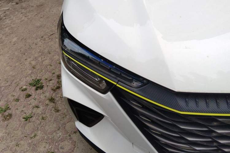 Used Roewe RX5 2021 PLUS 330TGI Automatic National Trend Intelligent Deluxe Edition Right Front Headlight