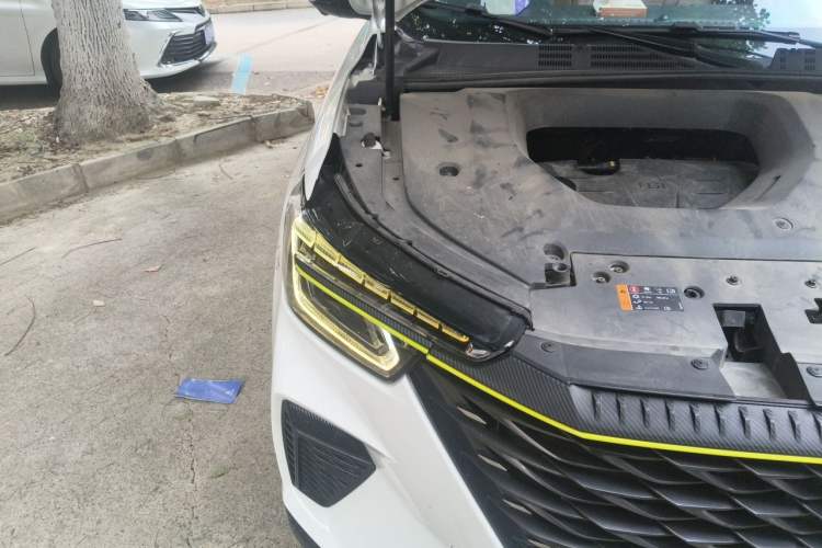 Used Roewe RX5 2021 PLUS 330TGI Automatic National Trend Intelligent Deluxe Edition Right Front Headlight