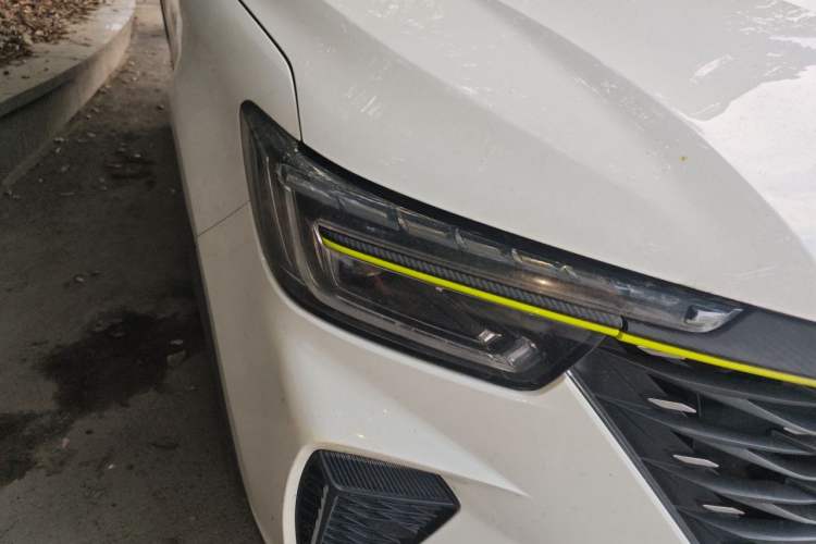 Used Roewe RX5 2021 PLUS 330TGI Automatic National Style Smart Enjoyment Edition Right Front Headlight