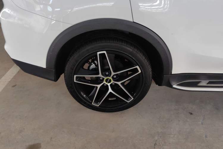 Used Roewe RX5 2021 PLUS 330TGI Automatic National Trend Intelligent Deluxe Edition Right Rear Wheel Hub