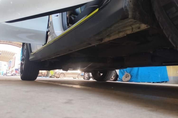 Used Roewe RX5 2021 PLUS 330TGI Automatic National Trend Intelligent Deluxe Edition Right Side Sill