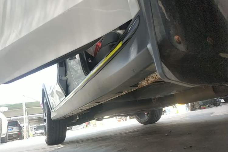 Used Roewe RX5 2021 PLUS 300TGI Automatic Ali National Trend Luxury Ronglin Edition Right Side Sill