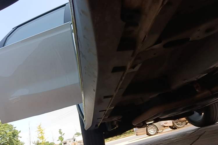 Used Roewe RX5 2021 PLUS 330TGI Automatic National Trend Intelligent Deluxe Edition Right Side Sill