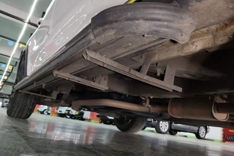 Used Roewe RX5 2021 PLUS 300TGI Automatic Ali National Trend Flagship Ronglin Edition Right Side Sill
