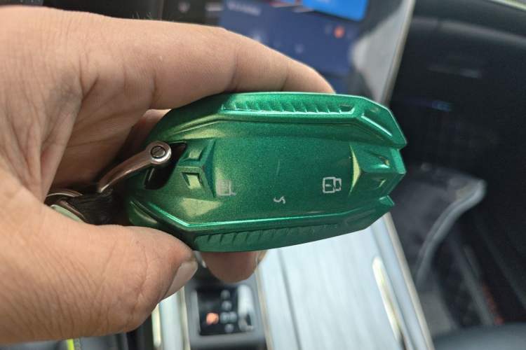 Used Roewe RX5 2021 PLUS 330TGI Automatic National Trend Intelligent Deluxe Edition Vehicle Key
