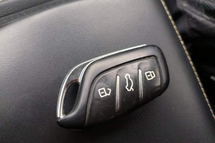 Used Roewe RX5 2021 PLUS 330TGI Automatic National Trend Intelligent Deluxe Edition Vehicle Key