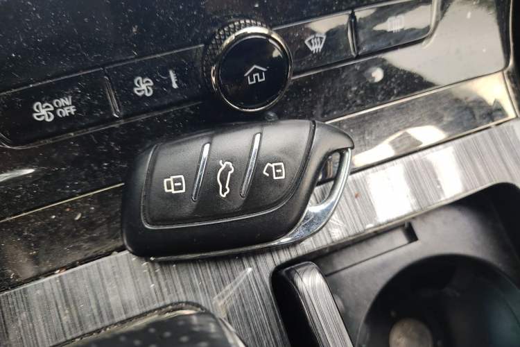 Used Roewe RX5 2021 PLUS 330TGI Automatic National Trend Intelligent Deluxe Edition Vehicle Key