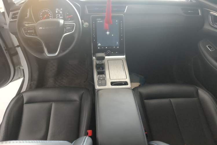 Used Roewe RX5 2022 330TGI Automatic National Style Edition Center Console