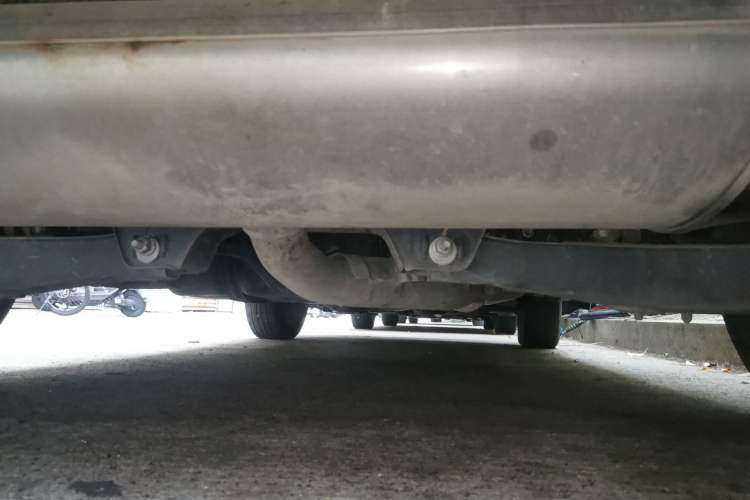 Used Roewe RX5 2022 330TGI Automatic National Style Edition Chassis Rear