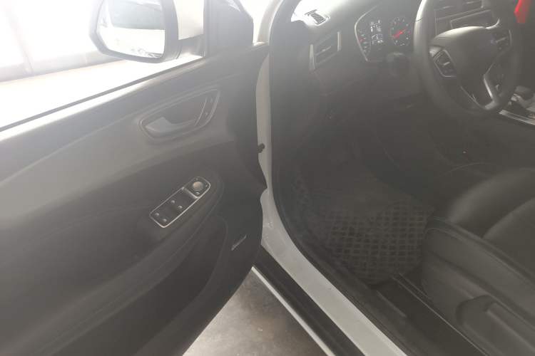 Used Roewe RX5 2022 330TGI Automatic National Style Edition Driver Seat