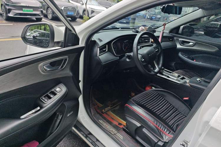 Used Roewe RX5 2022 330TGI Automatic National Style Edition Driver Seat
