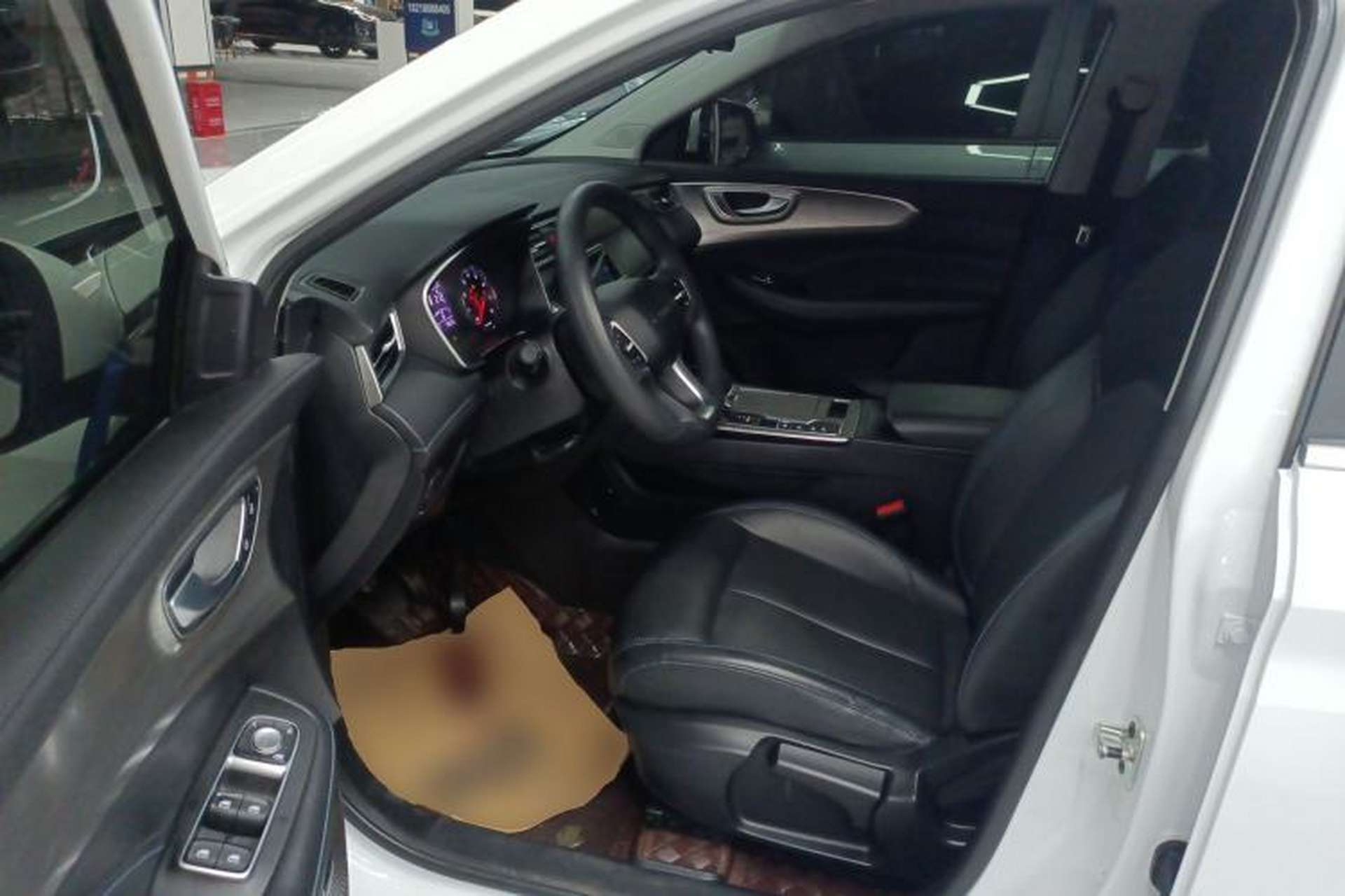 Used Roewe RX5 2022 330TGI Automatic National Style Edition Driver Seat