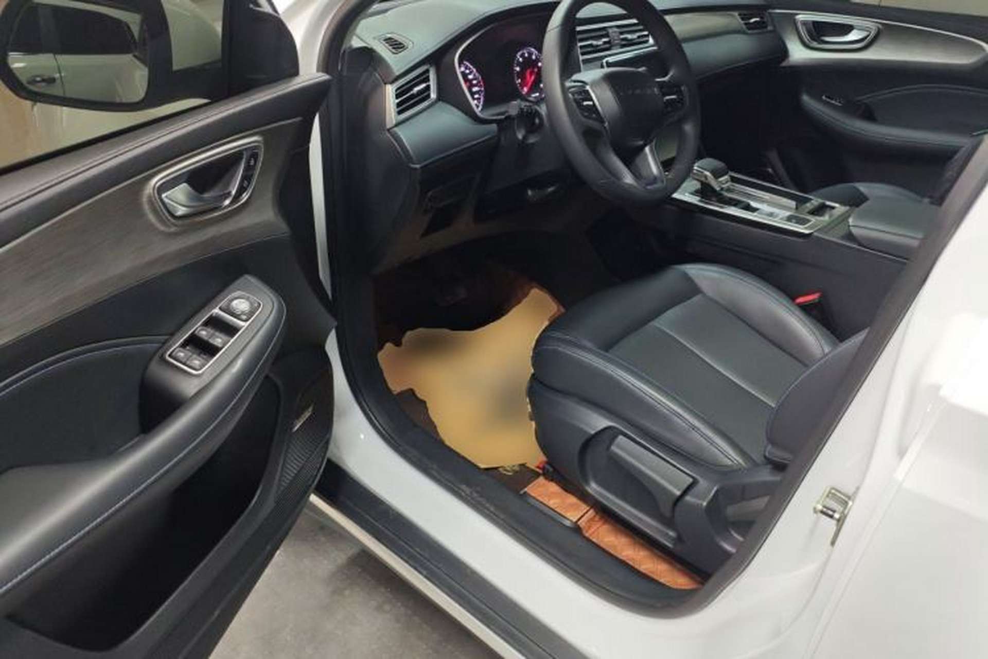 Used Roewe RX5 2022 330TGI Automatic National Style Edition Driver Seat