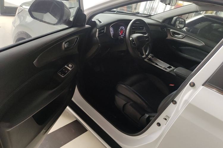 Used Roewe RX5 2022 330TGI Automatic National Style Edition Driver Seat