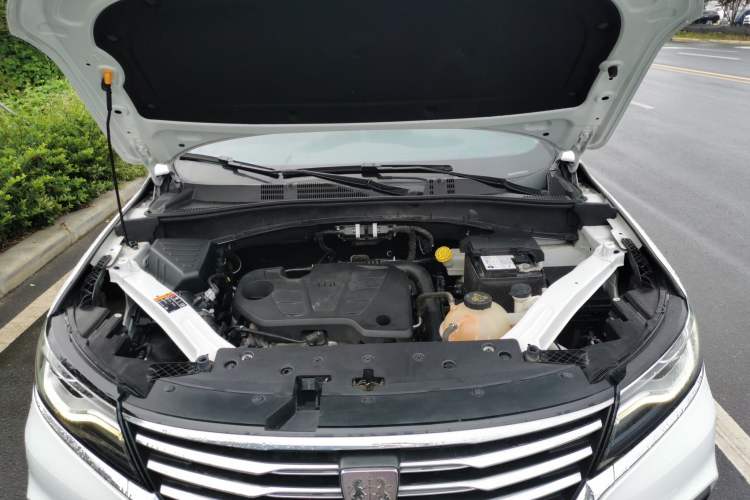 Used Roewe RX5 2022 330TGI Automatic National Style Edition Engine Bay