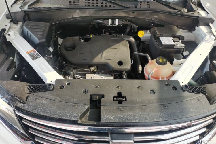 Used Roewe RX5 2022 330TGI Automatic National Style Edition Engine Bay