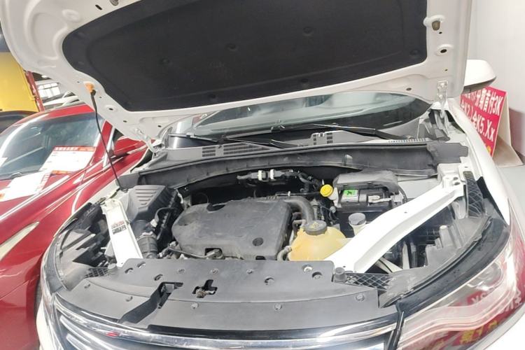 Used Roewe RX5 2022 330TGI Automatic National Style Edition Engine Bay