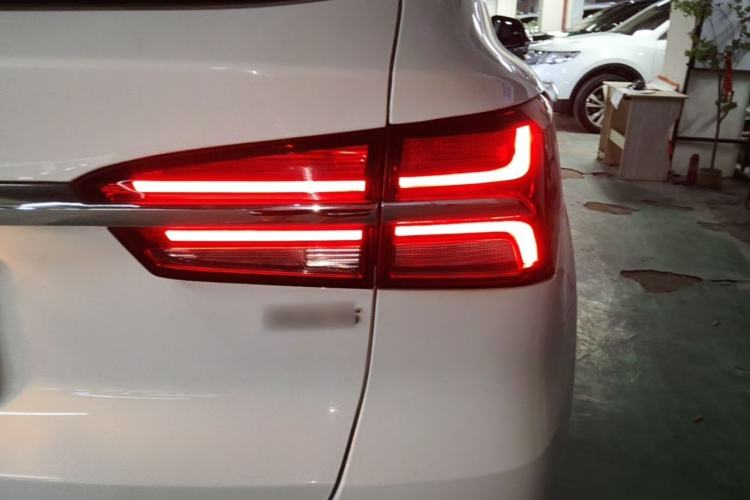 Used Roewe RX5 2022 330TGI Automatic National Style Edition Exterior 1