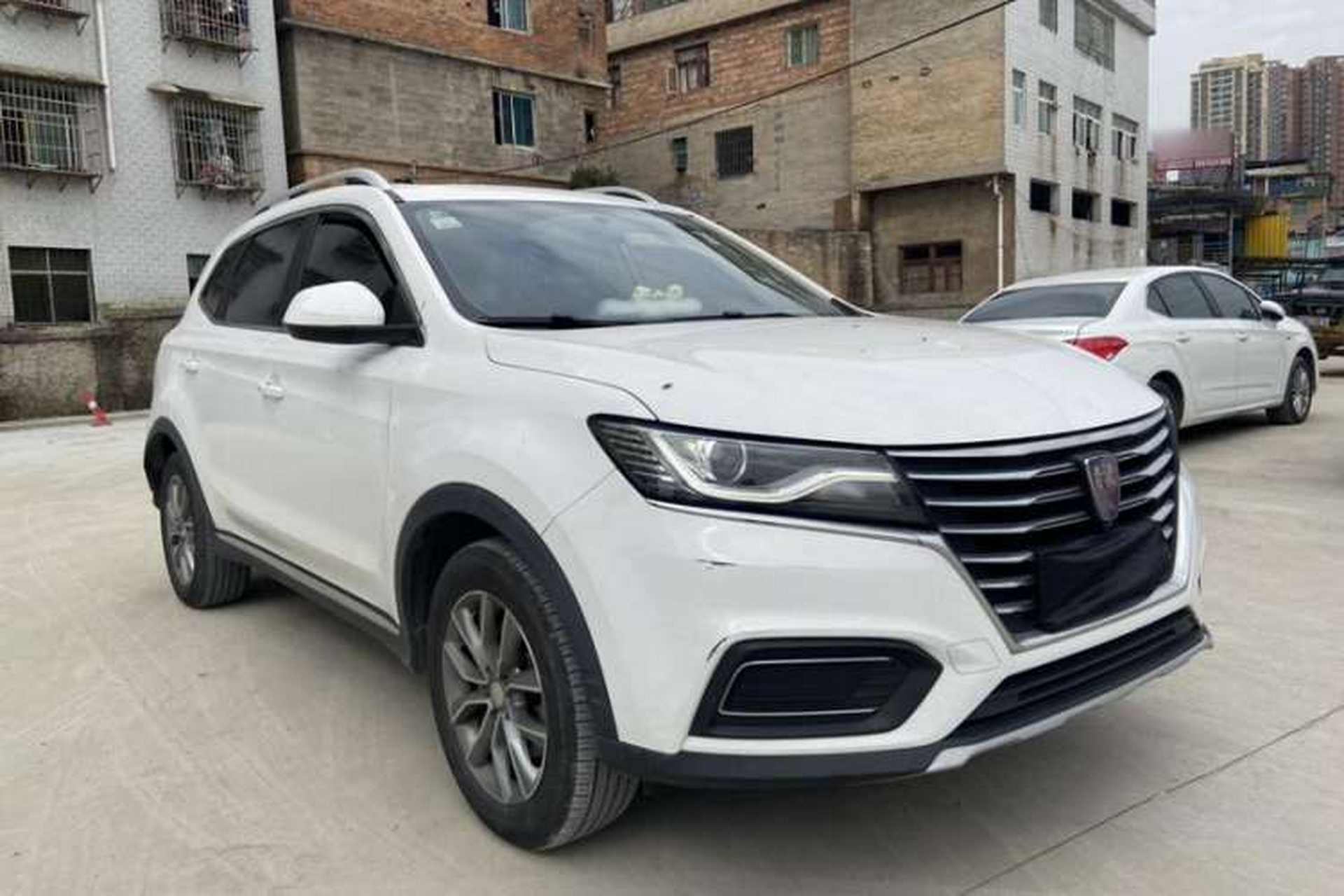 Used Roewe RX5 2022 330TGI Automatic National Style Edition Exterior 2