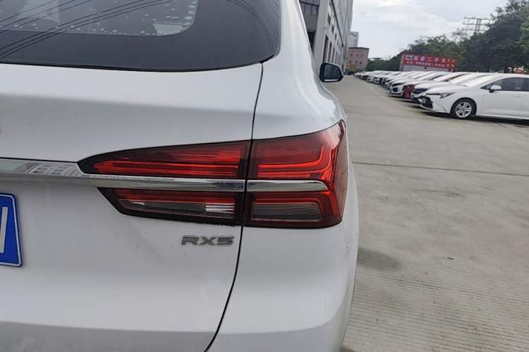 Used Roewe RX5 2022 330TGI Automatic National Style Edition Exterior 3
