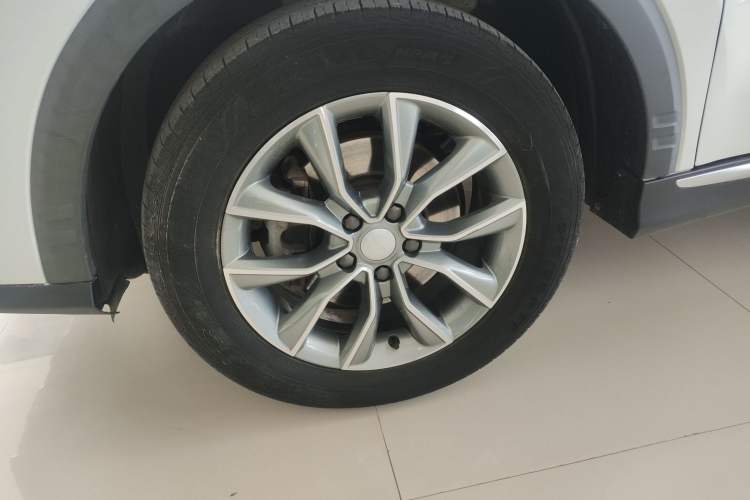 Used Roewe RX5 2022 330TGI Automatic National Style Edition Exterior 4